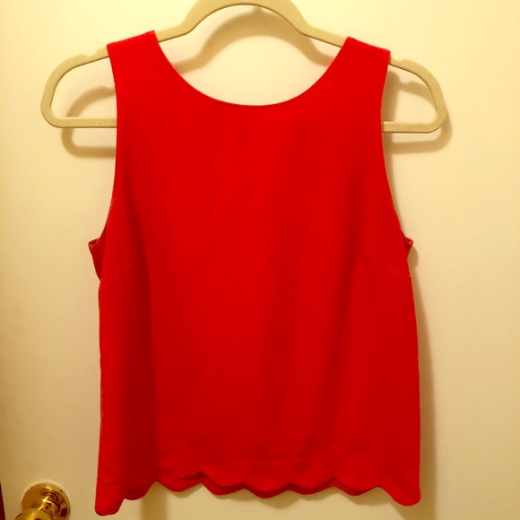 Cute coral top! - Picture 1 of 2